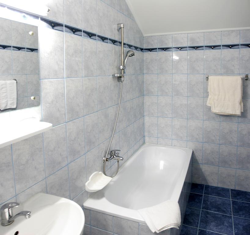 Hotel Riviera シナヤ 部屋 写真